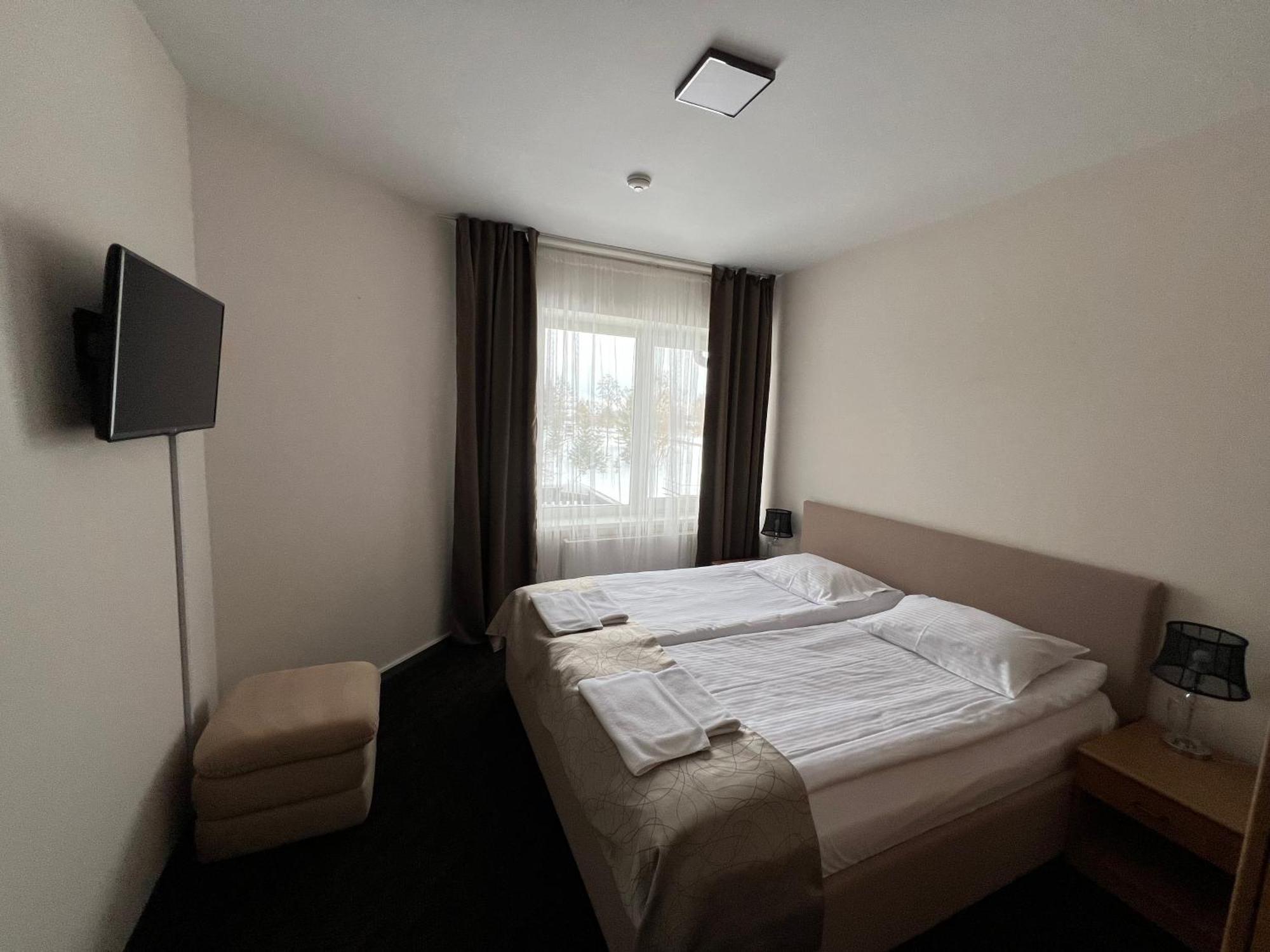 Butenas Hotel Tyla Biržai Extérieur photo
