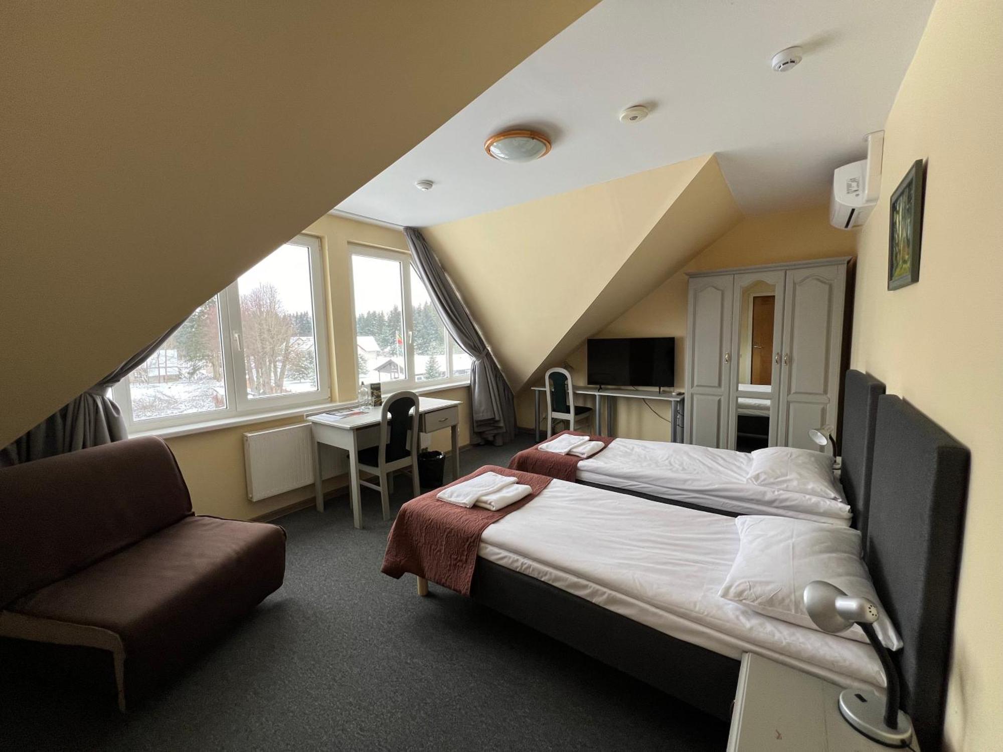Butenas Hotel Tyla Biržai Extérieur photo