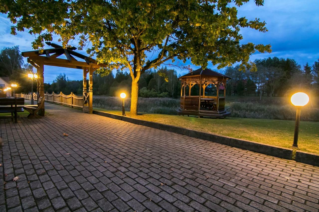Butenas Hotel Tyla Biržai Extérieur photo
